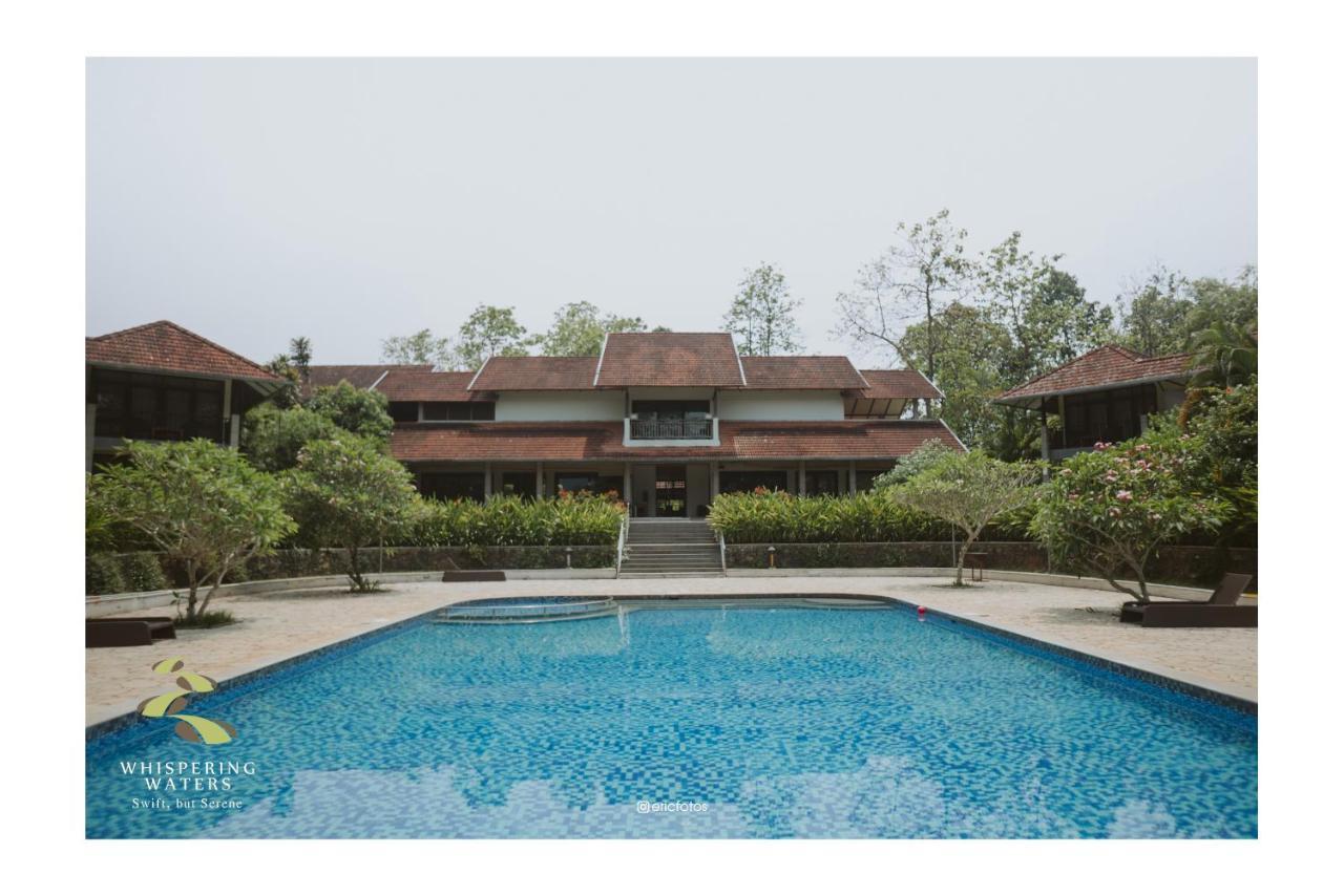 Hotel Whispering Waters Malayāttūr Exterior foto