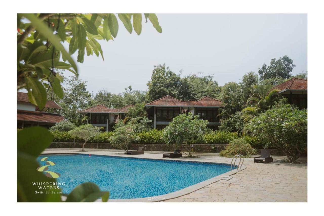 Hotel Whispering Waters Malayāttūr Exterior foto